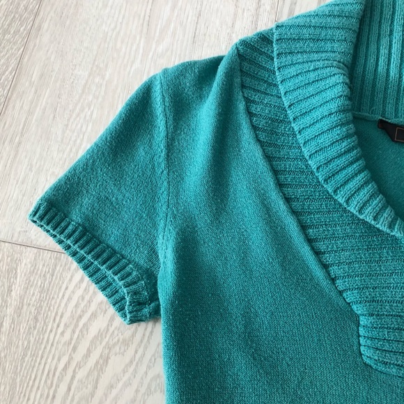 BCBG MaxAzria Cowl V-Neck Knit Sweater Blouse - Picture 10 of 16